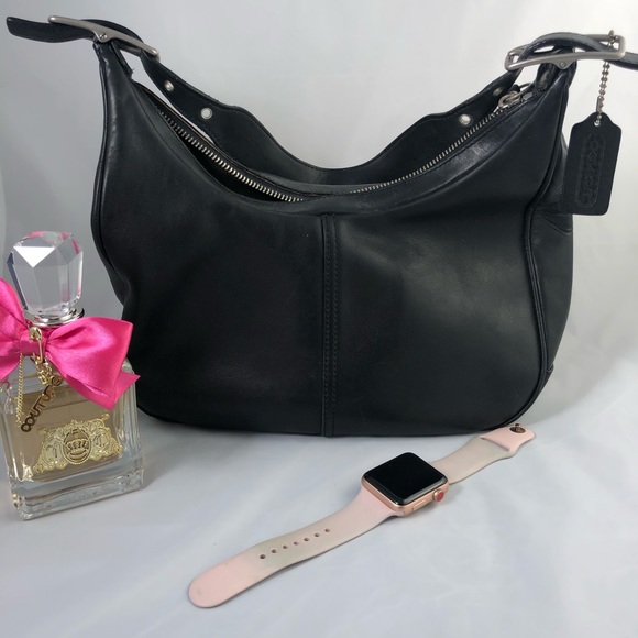 Coach Handbags - COACH Zoe black leather Handbag purse.
